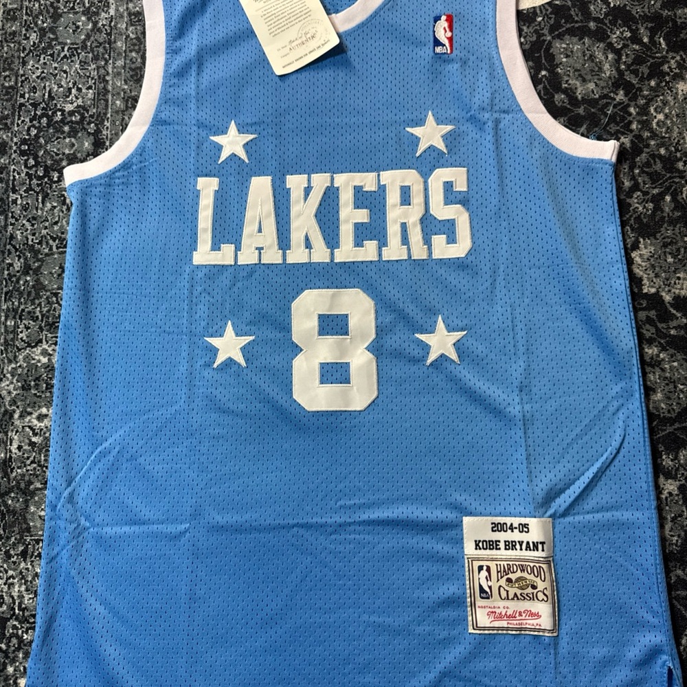 Mitchell & Ness Kobe Bryant Hardwood Classics Jersey - Light Blue/White